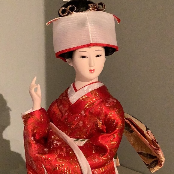 NIB Japanese Geisha Bride Doll - Picture 2 of 7